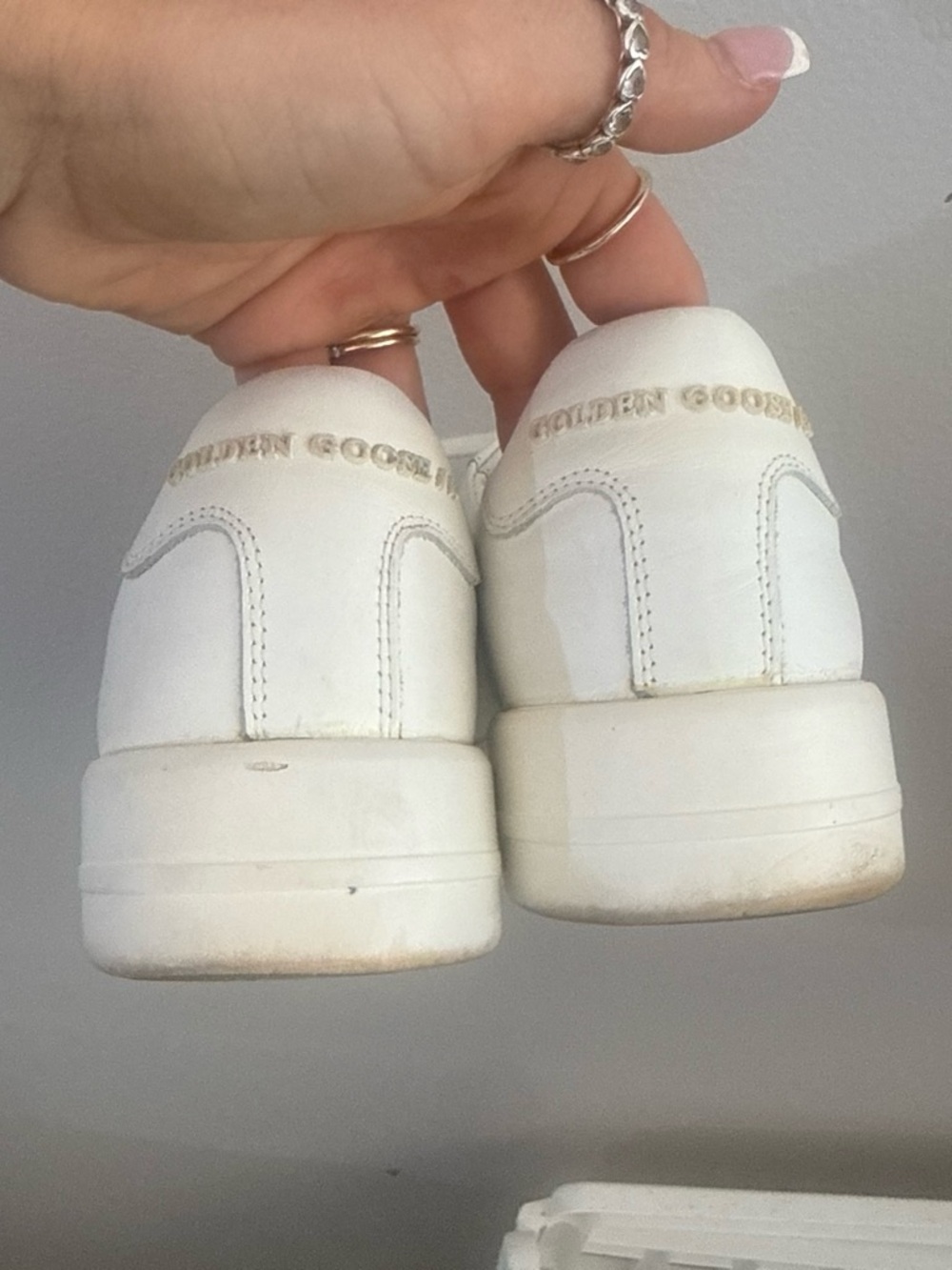 Golden Goose White Leather Star Lace-Up Sneaker with Gold Branding - Picture 4 of 7